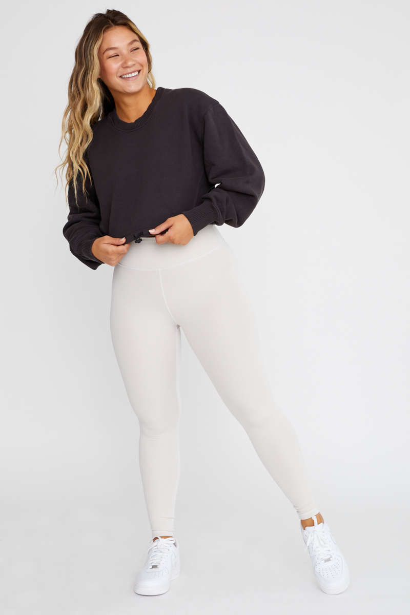 White top crop sweatshirt